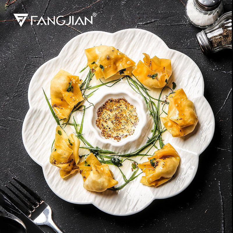 日式陶瓷高颜值家用水饺盘带醋碟早餐蘸料创意分格菜虾盘子小吃