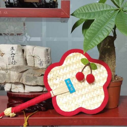 麦秆小扇纯手工麦秆编织手摇扇樱桃扇宝宝扇子夏天可爱