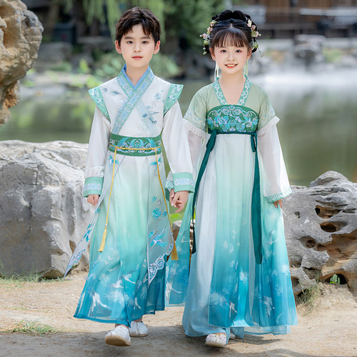 汉服男童女童2026春夏新款儿童古装国学服小学生朗诵开笔礼演出服