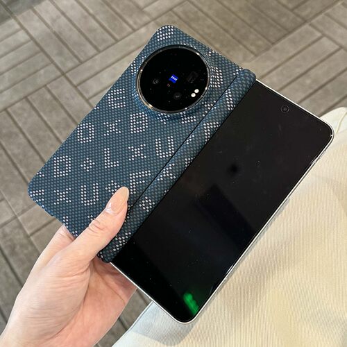适用vivoxfold6/xfold5手机壳凯夫拉纹路保护套硬壳磁吸双中轴vivoxfold3pro碳纤维新款字母磨砂时尚男女
