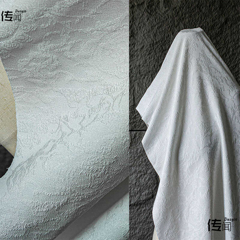 白色设计师面料创意连衣裙