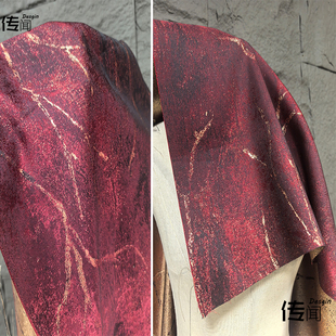红色立体鎏金复古藏金肌理浮雕提花面料汉服马面裙礼服设计师布料
