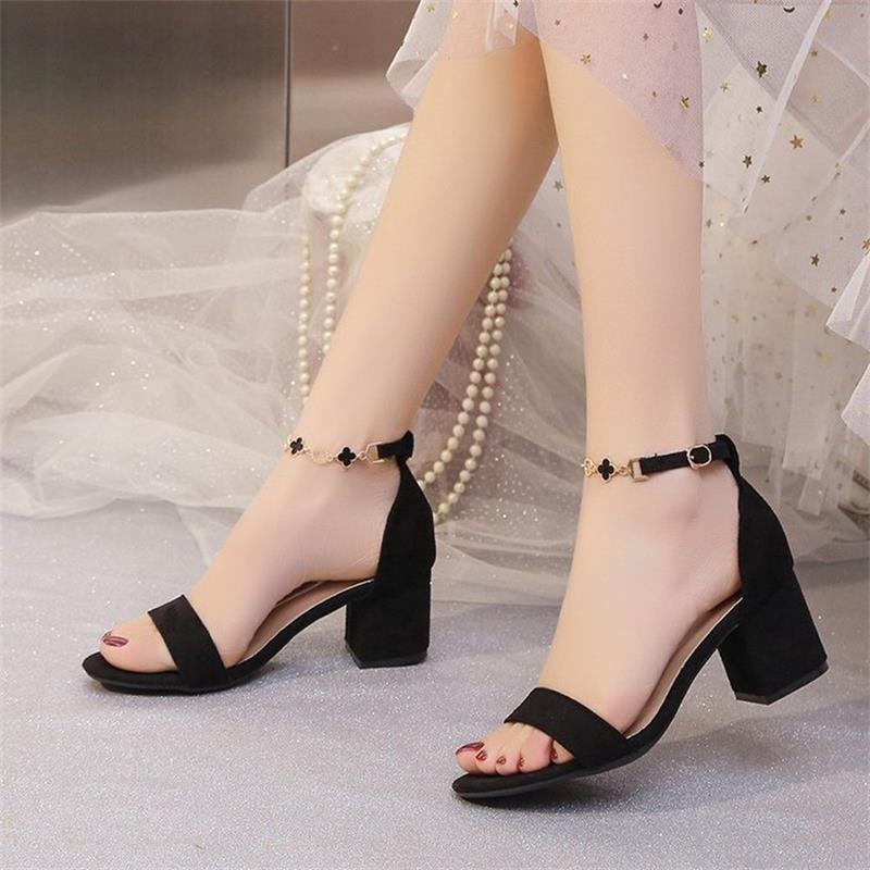 绒面细跟凉鞋女2023夏季新款一字扣高跟中空罗马鞋时尚款矮跟女鞋