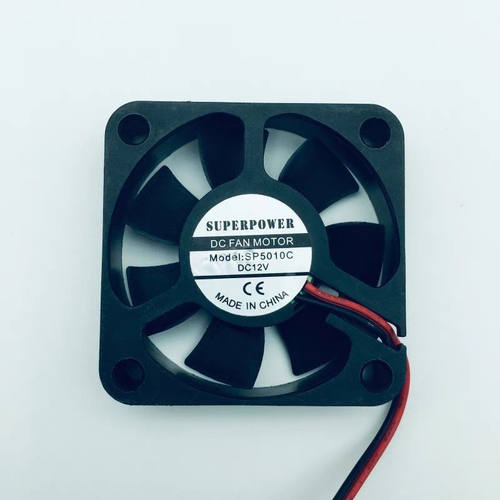 电瓶/动车充电器12V通用