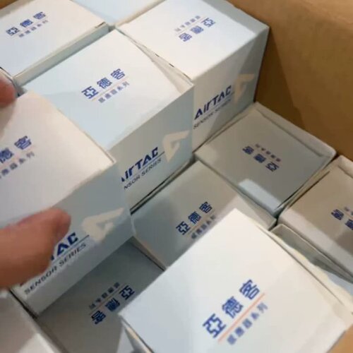 议价亚德客DPSN1-10020压力传感器 全新未拆封 原包装 NPN输出 量