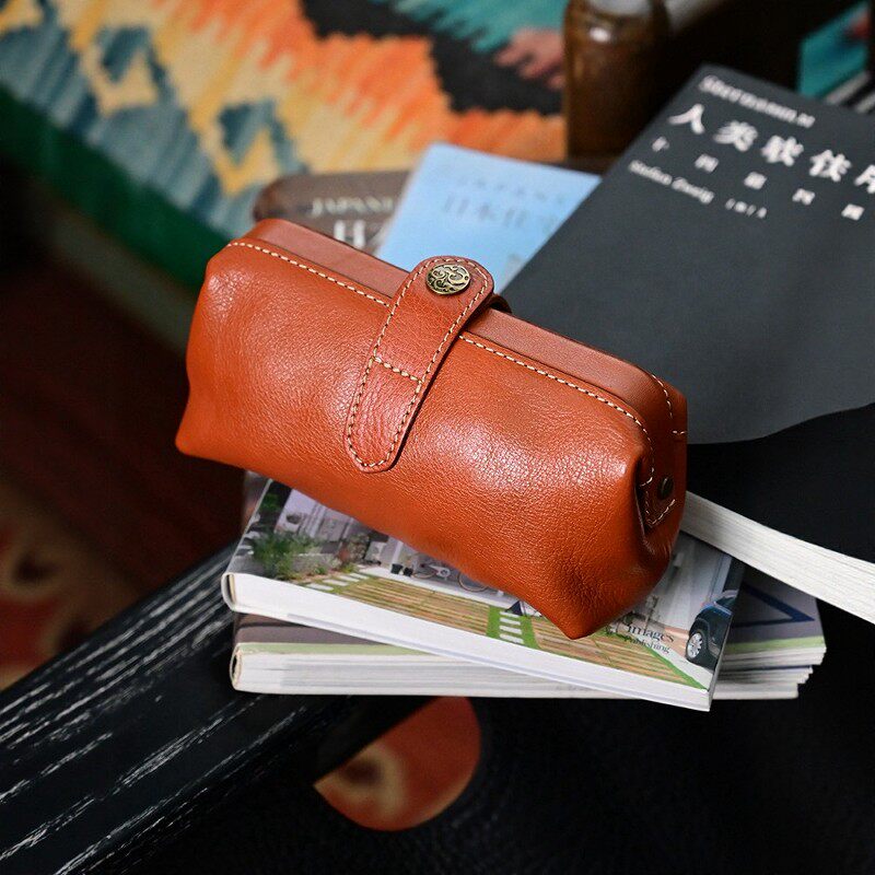 2026款头层牛皮手拿包女复古口金包高级感可放手机多功能收纳包