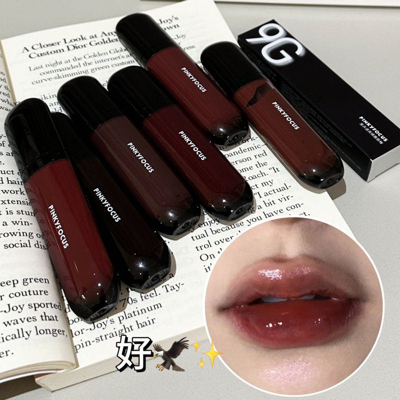 PinkyFocus黑卉透亮镜面唇釉滋润保湿持妆防水不易沾杯显色唇彩女