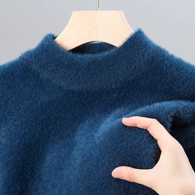 简约修身水貂绒半高领保暖羊毛衫