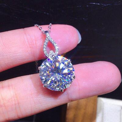 Classic Six-claw Round Diamond Pendant Temperament Ol Hoist