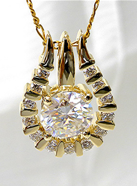 Women's Korean-style Beating Heart Necklace Gold-plated