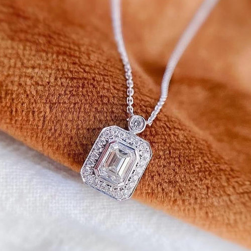 Summer Perfume Bottle Pendant Necklace Women's Light Luxury