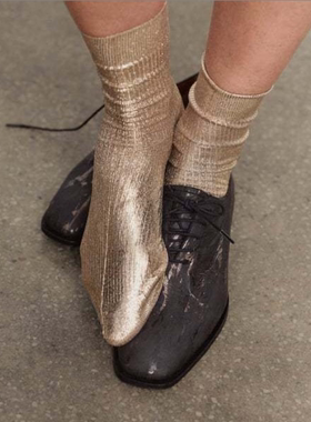 新款个性时尚潮流百搭金属丝绸袜Metallic silk stockings中筒袜