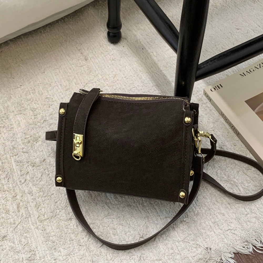 高级感小众复古盒子包女小方包2025秋冬新款时尚百搭通勤斜挎包