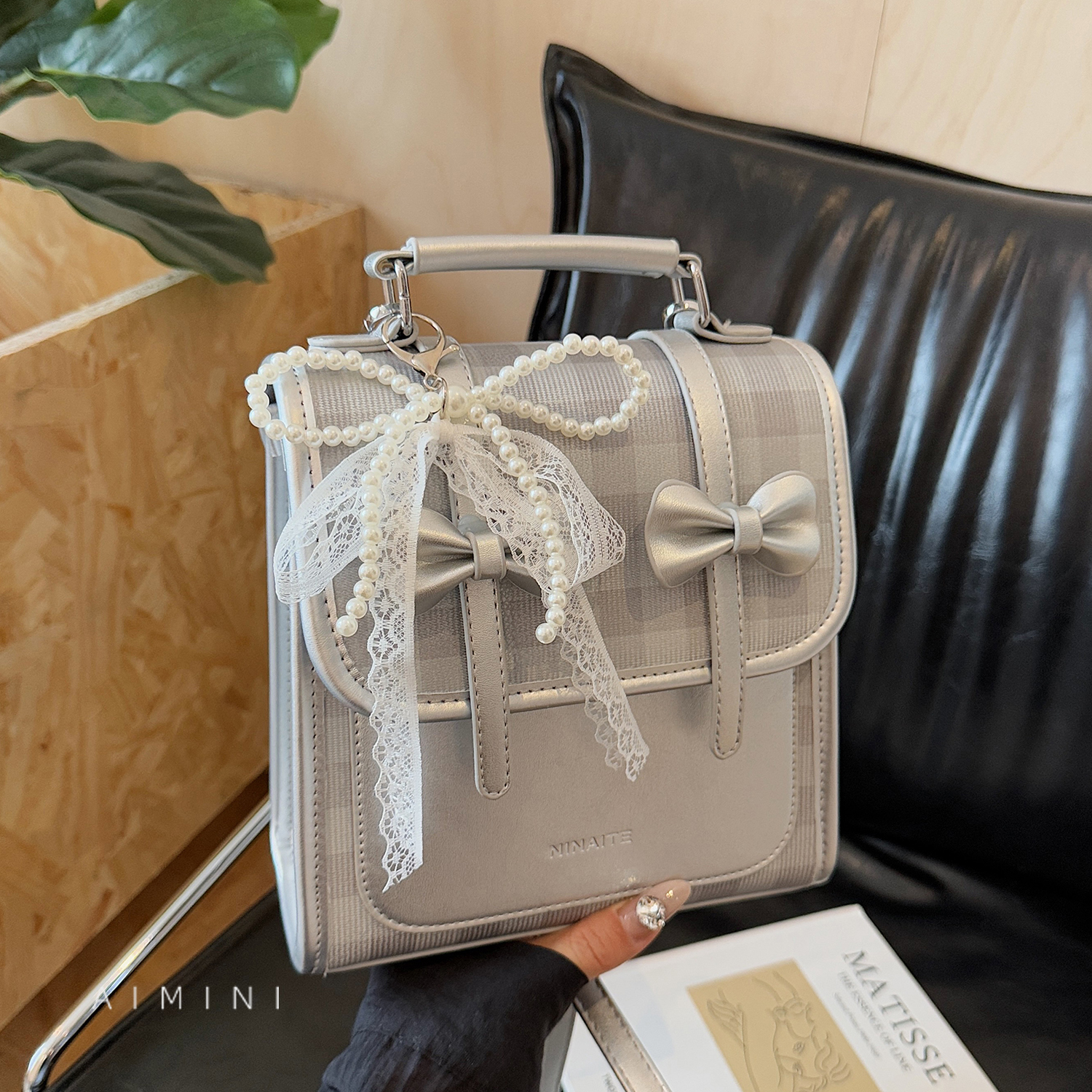 高级感小众蝴蝶结双肩包