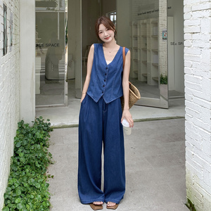 深蓝色港风无袖牛仔马甲套装女2025夏新款高级感气质阔腿裤两件套图片
