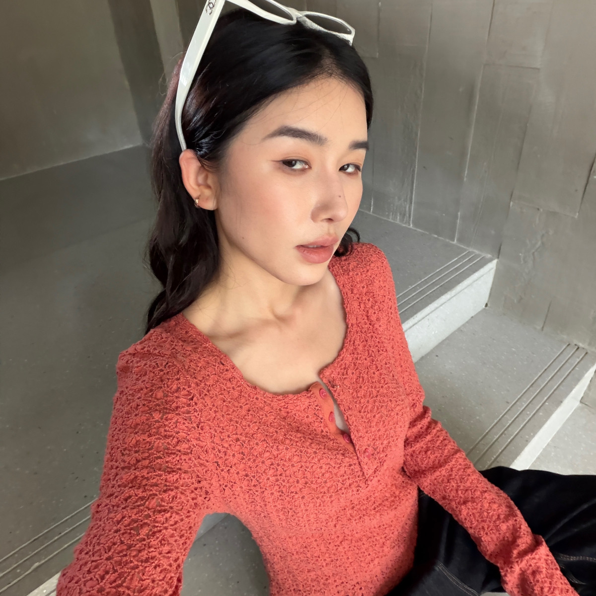 ALL IN-秋上新韩系小女人超美慵懒蕾丝扣子t打底衫小衫5237