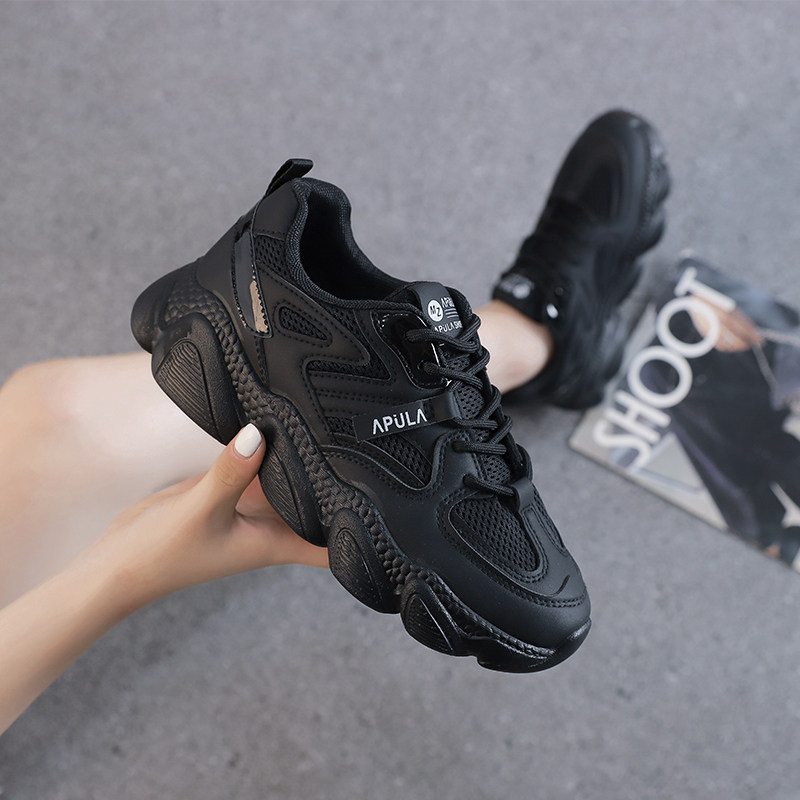 网面透气显脚小椰子运动鞋女全黑色老爹鞋防滑软底厨房上班工作鞋