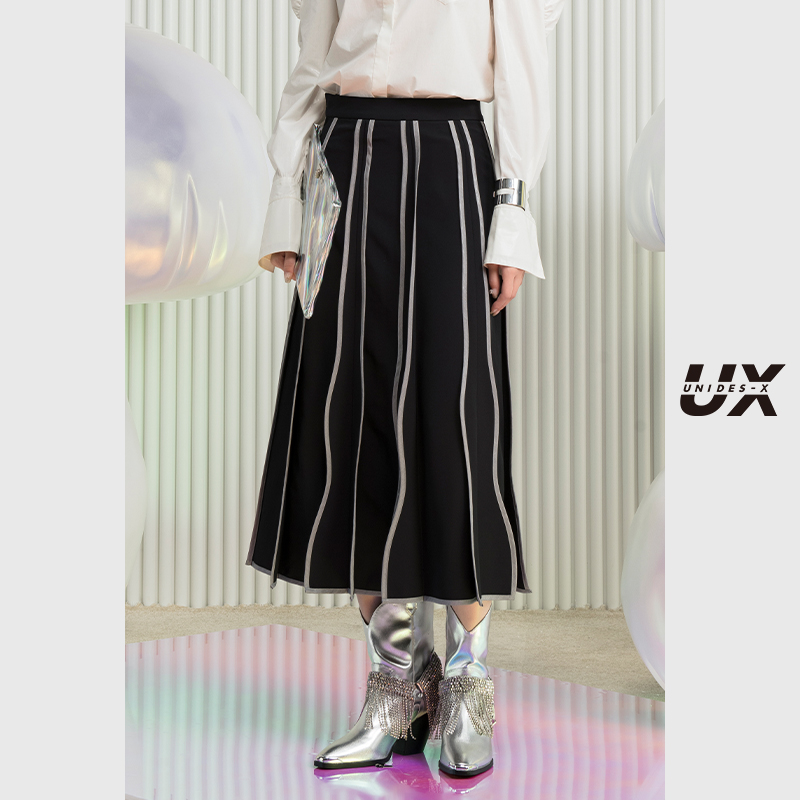 【呼呼专享】UNIDESXUX新款艺术家联名波浪片片半裙DK303013A59