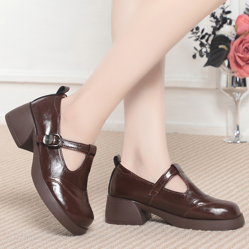 复古女士高跟鞋妈妈真皮软底丁字鞋皮鞋中跟粗跟单鞋女鞋春秋舞鞋