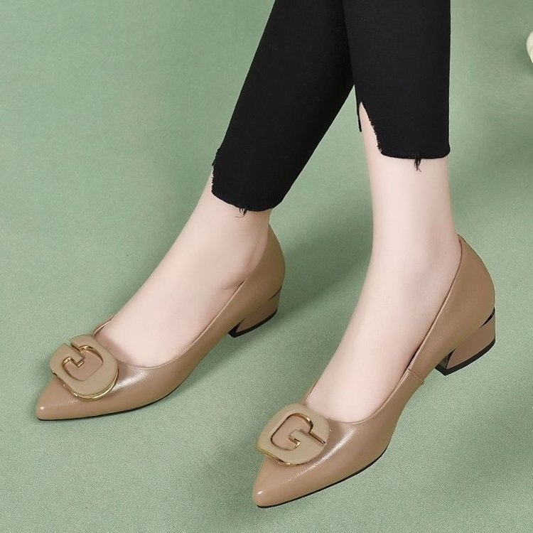 单鞋女鞋子夏季真皮软底高跟鞋妈妈鞋春秋中跟一脚蹬中年女士皮鞋