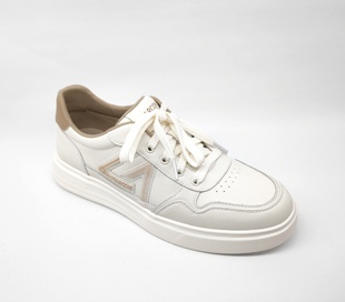 潮流真皮轻便舒适休闲板鞋 时尚 男5522AE58439A 男鞋 意尔康2025新款