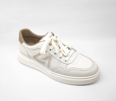 意尔康2025新款男鞋时尚潮流真皮轻便舒适休闲板鞋男5522AE58439A