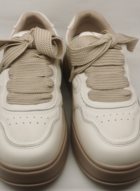 意尔康2025春秋新款学院风厚底超轻圆头百搭小白鞋女5271ZD47311Y