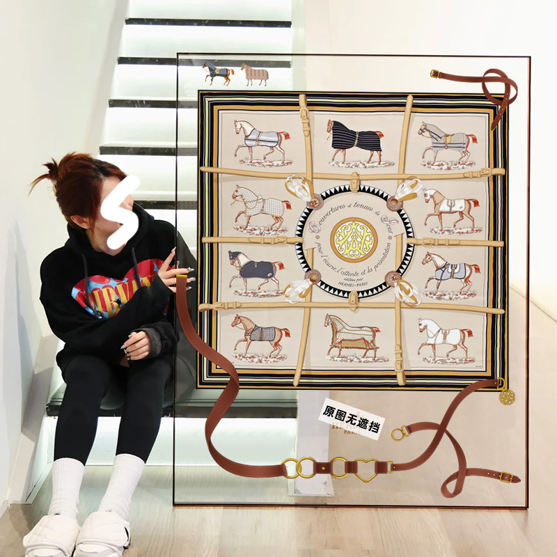骏马的披挂高级感装饰画亚克力法式丝巾挂画别墅客厅玄关北欧壁画图片