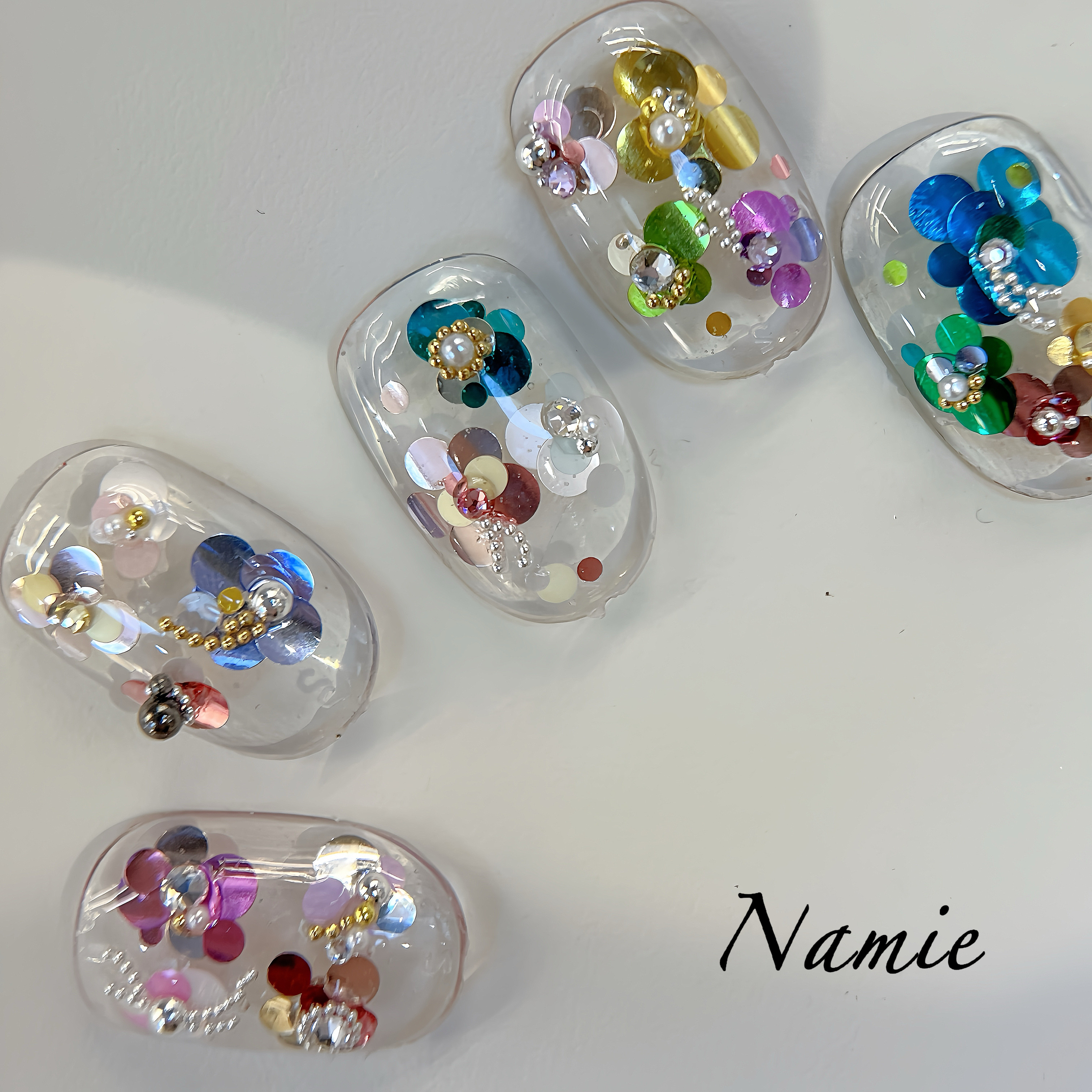 NAMIE超薄耐溶剂INS风彩色拼花圆形波点大小混美甲亮片美甲饰品,彩妆/香水/美妆工具,指甲装饰,淘宝优惠券,粉丝福利购,淘宝优惠卷