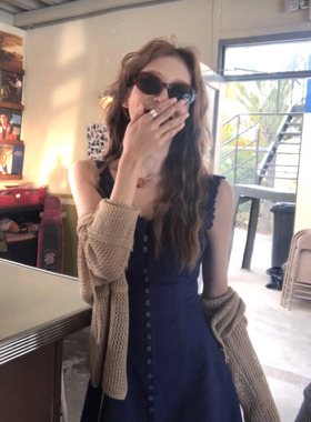 soolrok 松未韵一  加洲黛蓝影像 蕾丝拼接吊带连衣裙不规则a字裙