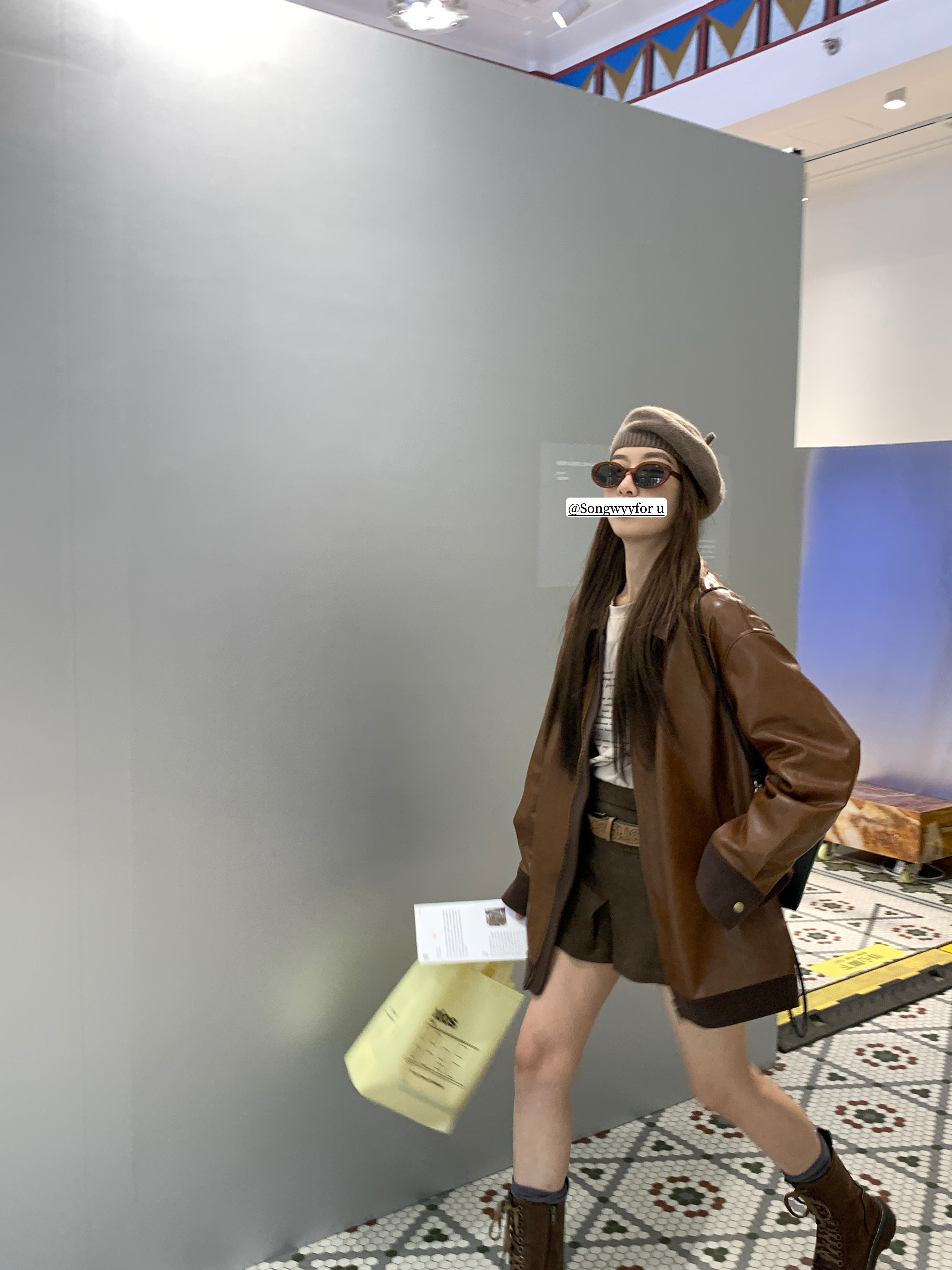 松未韵一重磅夹棉皮衣翻领外套