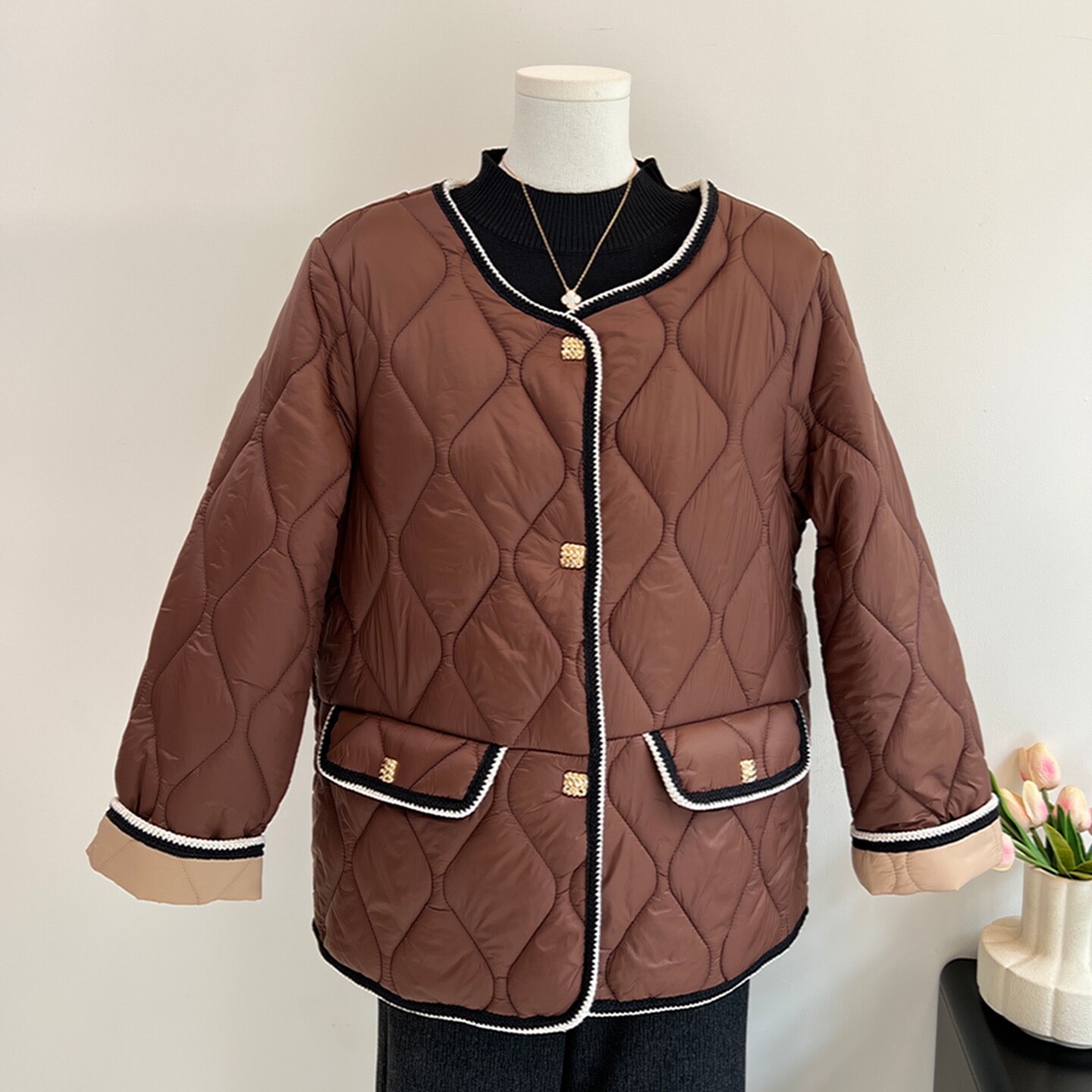 中年妈妈冬装羽绒棉服保暖外套