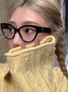 2025新款复古高级大框近视眼镜黑色爱心平光镜防蓝光可配近视度数