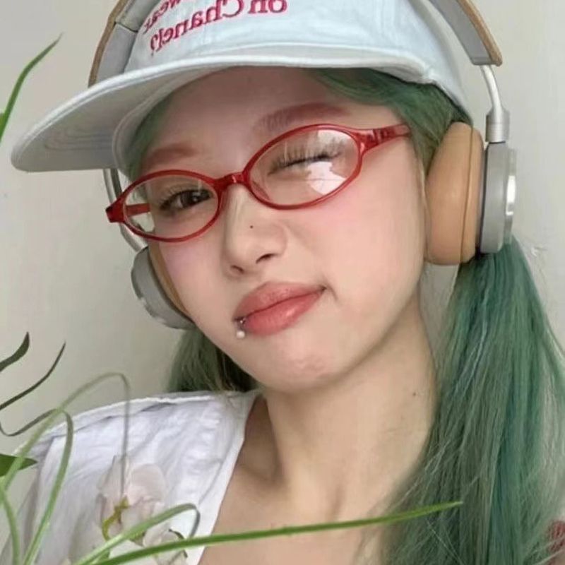 超轻素颜小框近视眼镜女红色椭圆Y2K风格防蓝光平光镜辣妹眼睛架
