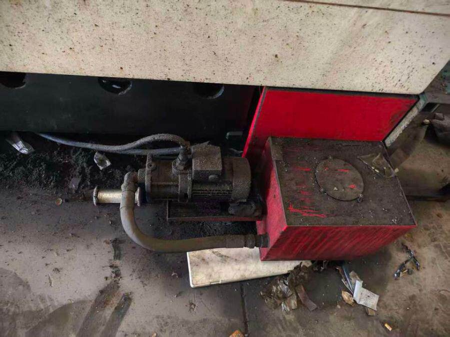 3月27日漳州（腾辉数控）SH-650精雕机一台网络拍卖公告