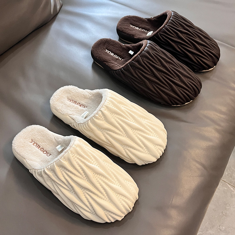 日本轻奢保暖加绒高级感pu棉拖鞋