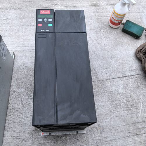 VLT2882PT4B20STR0DBF00A00C1 丹佛斯变频器 18.5KW议价维修