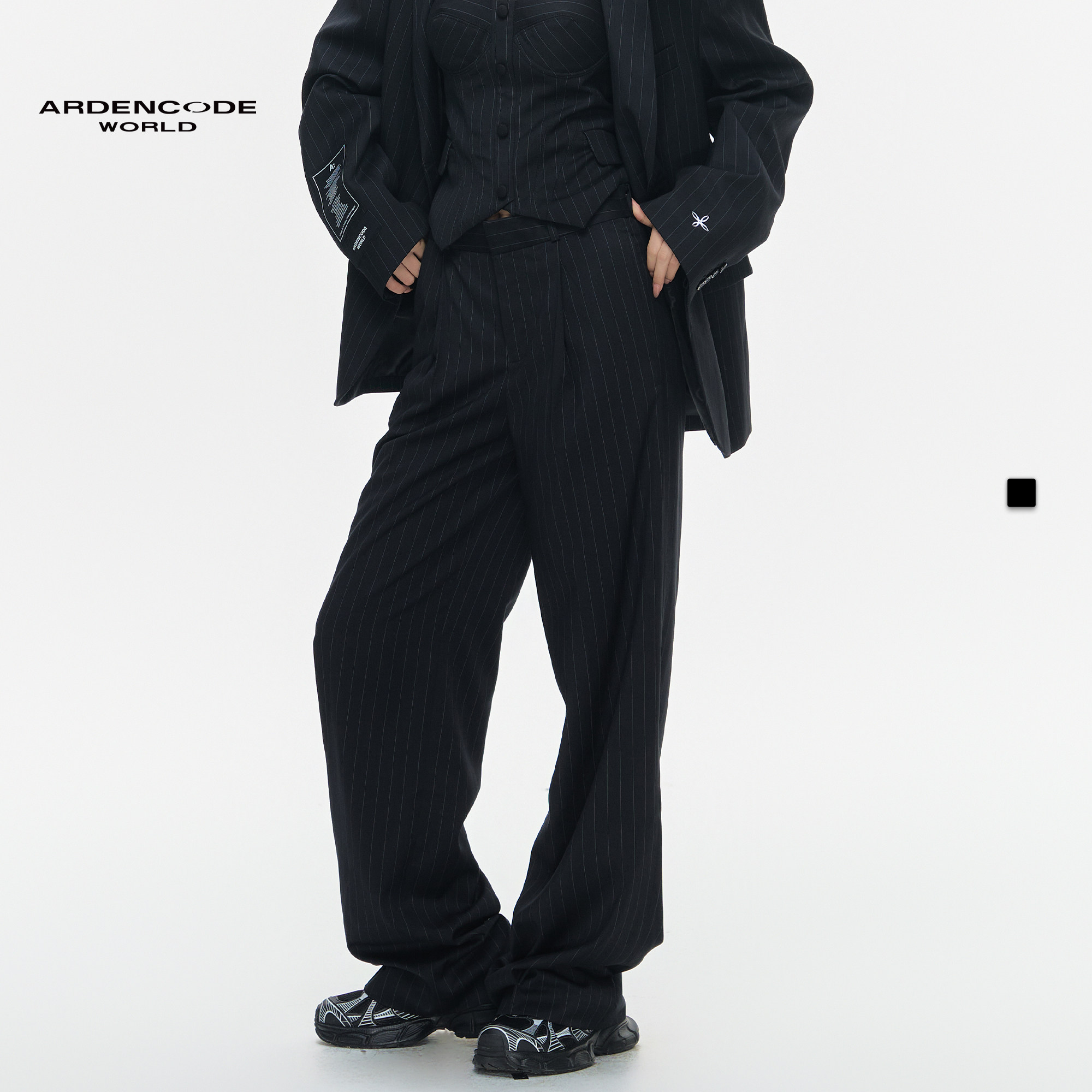 ARDENCODEWORLD 男女符号刺绣大宽松中腰直筒混纺西裤长裤P2版型