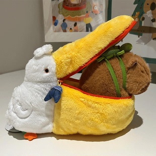 鹈鹕公仔迷你化妆包可爱毛绒随身零钱口红收纳包多功能耳机相机包