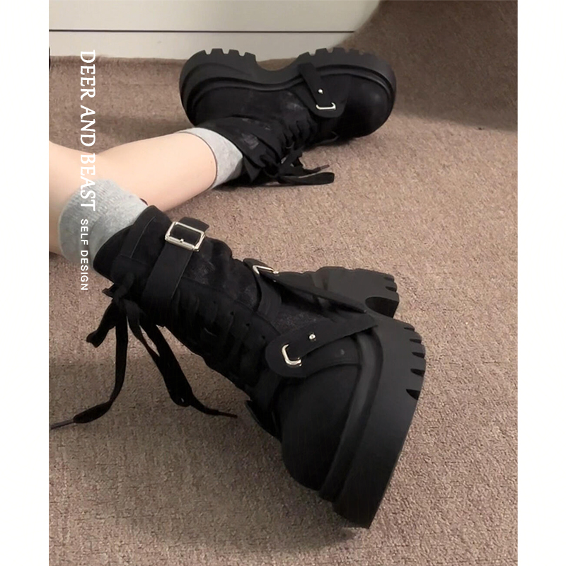 2025年新款超火马丁靴女款短靴