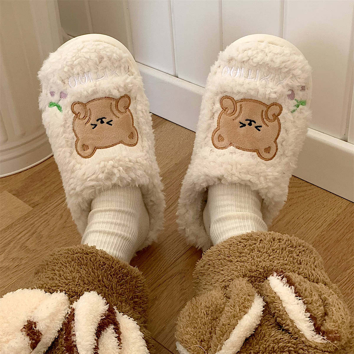 冬季可爱女生居家保暖小熊毛绒鞋韩版学生卡通宿舍防滑厚底棉拖鞋