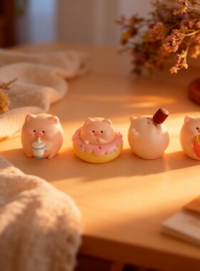 可爱小猪树脂公仔桌面摆件