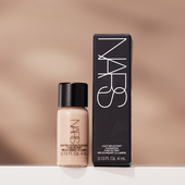 NARS纳斯超方瓶流光美肌粉底液小样4ml 抗暗沉养肤持久水润试用装