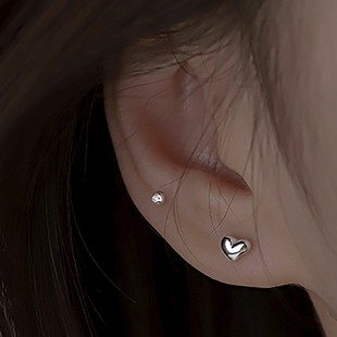 S925纯银爱心耳钉女养耳洞精致小众耳环2022新款 睡觉免摘心形耳饰