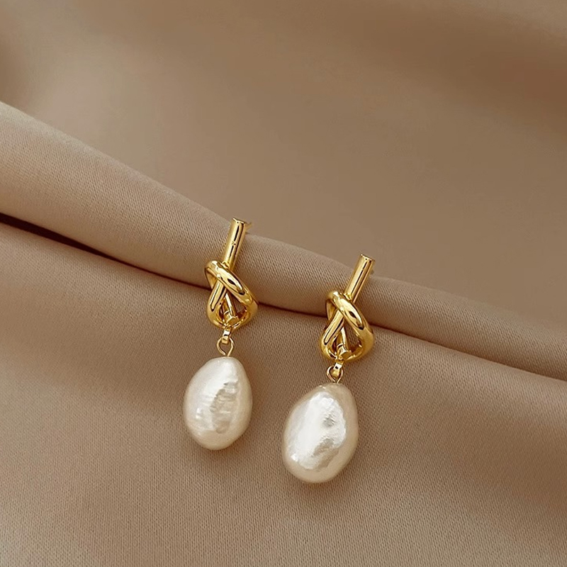 925银女轻奢气质巴洛克珍珠耳环