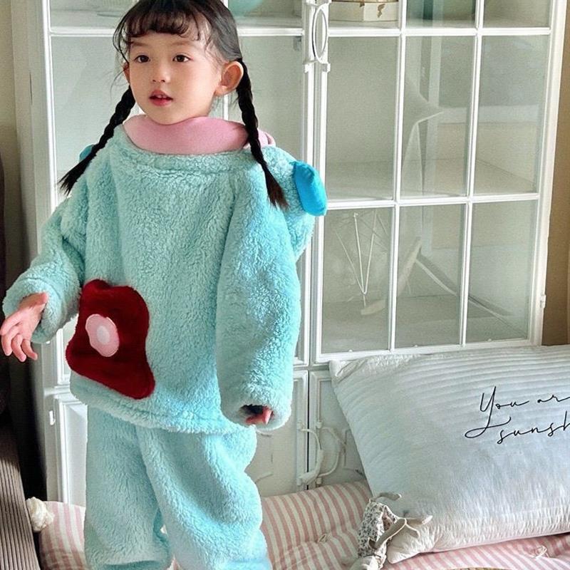 法兰绒儿童睡衣加厚女童加绒套装女孩丑鱼珊瑚绒男秋冬家居服外