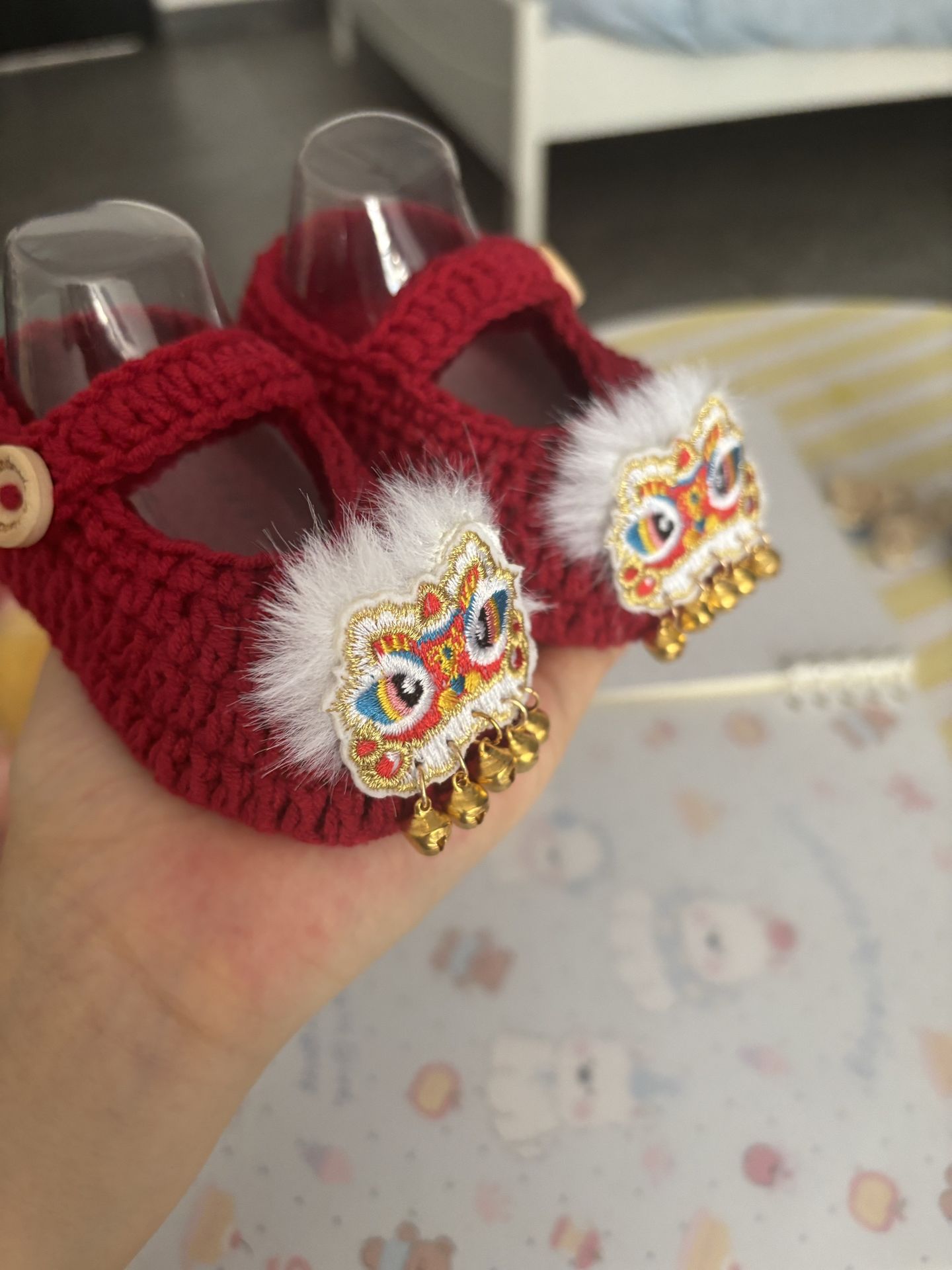 宝宝鞋钩织材料包醒狮手工编织婴儿满月毛线新年拜年鞋送教程