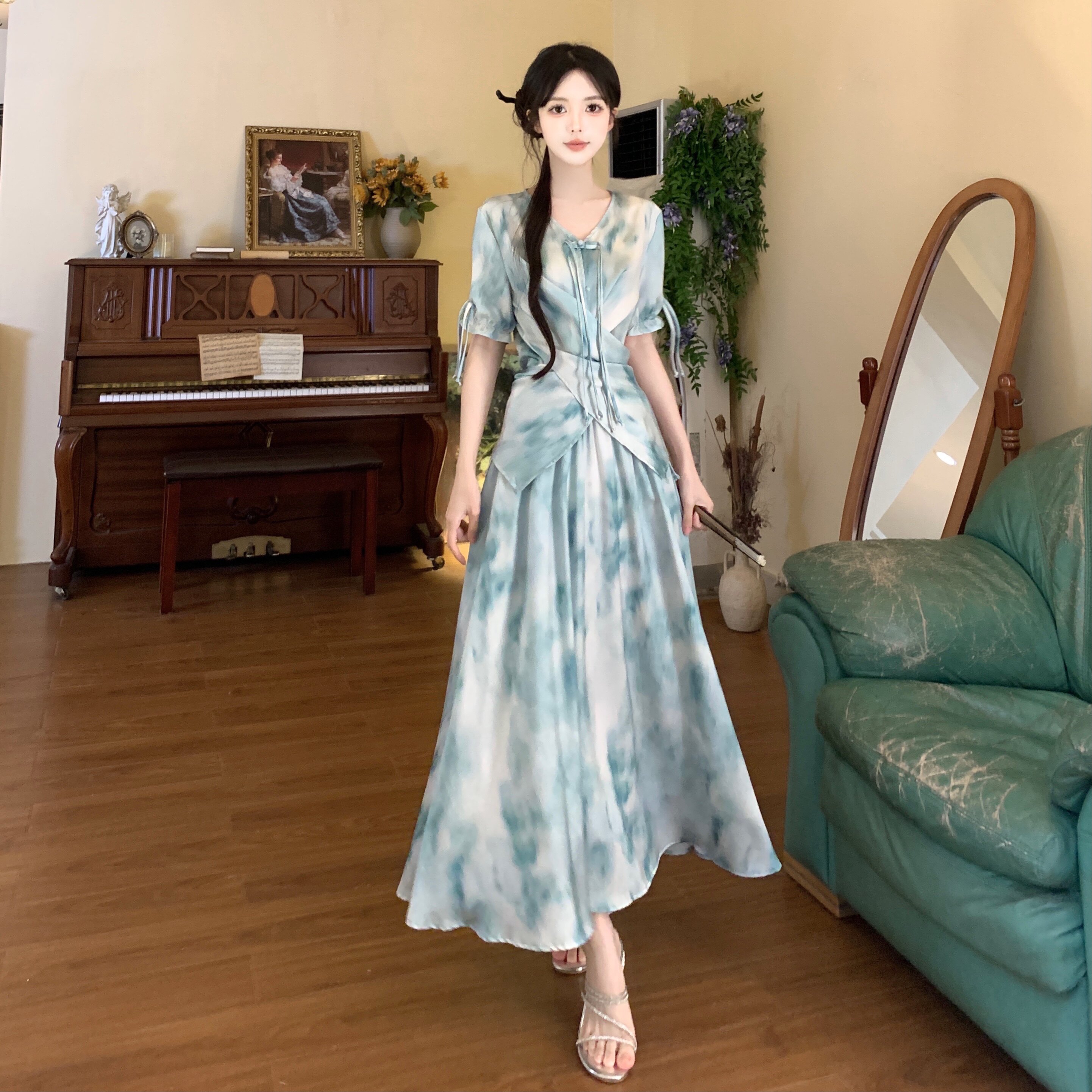 实拍2025新中式国风冰透烟岚贵气晕染上衣+半裙清冷小众两件套装 - 淘宝联盟商品