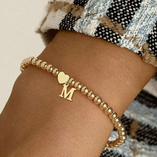 跨境热卖字母首饰 26个大写英文首字母手链 铜爱心串珠弹力线手链
