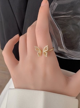 金色蝴蝶结戒指设计小众高级感个性开口装饰轻奢精致简约食指指环